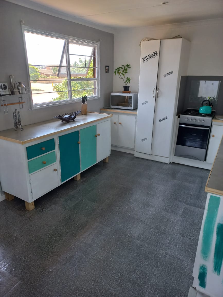 5 Bedroom Property for Sale in C Place Eastern Cape